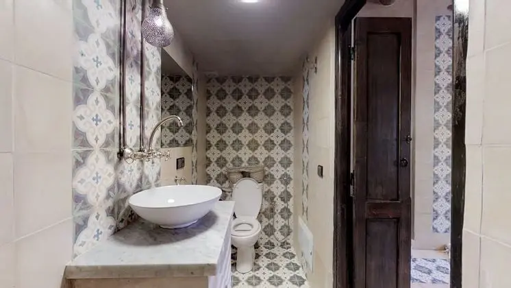 Family Süit, Sigara İçilmez