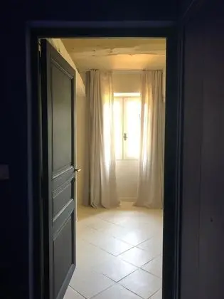 Deluxe Tek Büyük Yataklı Oda (1)