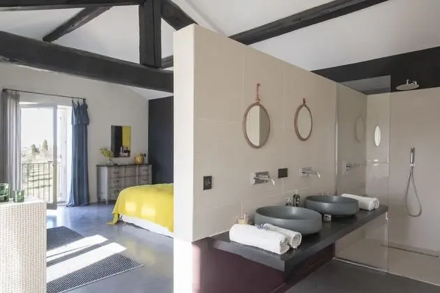 Tek Büyük Yataklı Oda, Banyolu/Duşlu, Bahçe Manzaralı (Pétanque )