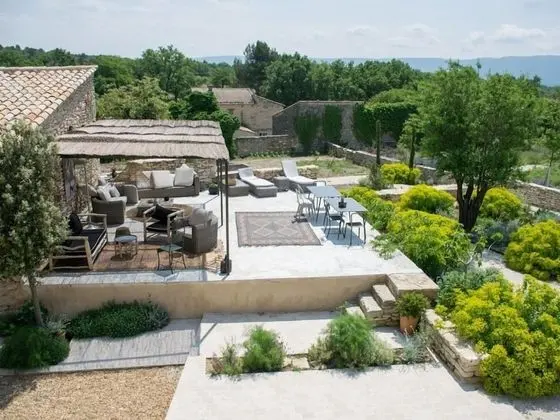 Tek Büyük Yataklı Oda, Banyolu/Duşlu, Bahçe Manzaralı (Pétanque )