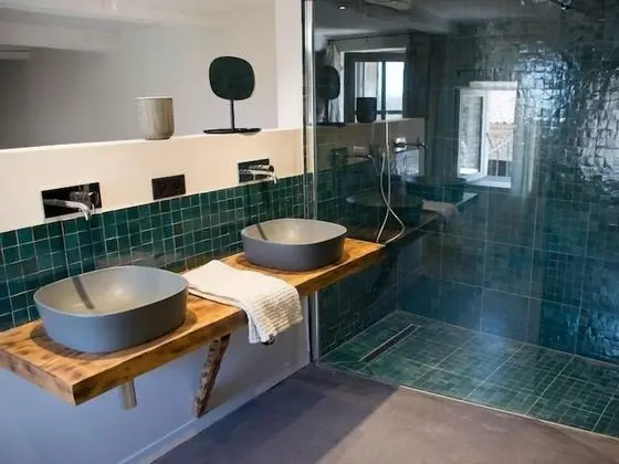 Tek Büyük Yataklı Oda, Banyolu/Duşlu, Bahçe Manzaralı (Zéllige)