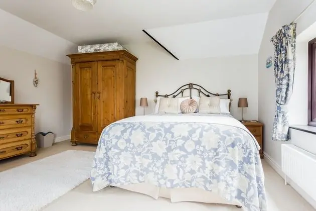 Ev (3 Bedrooms)