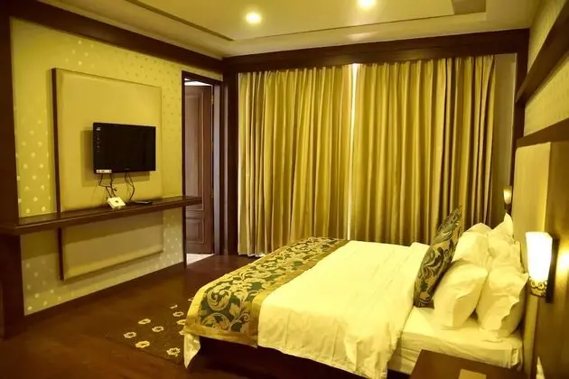 Fern Club Premium Room