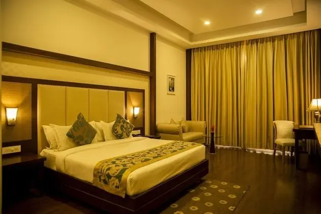 Fern Club Room