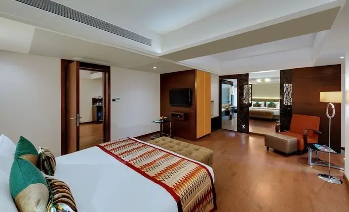 Hazel Suite