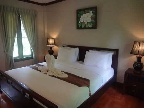 Suite Creek View