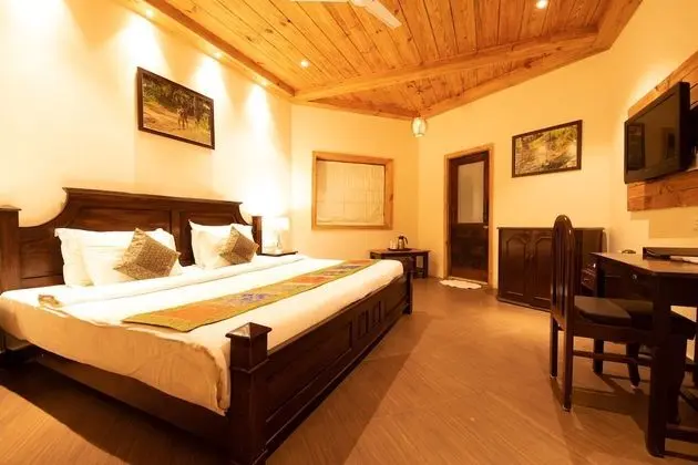 Fern Club Room