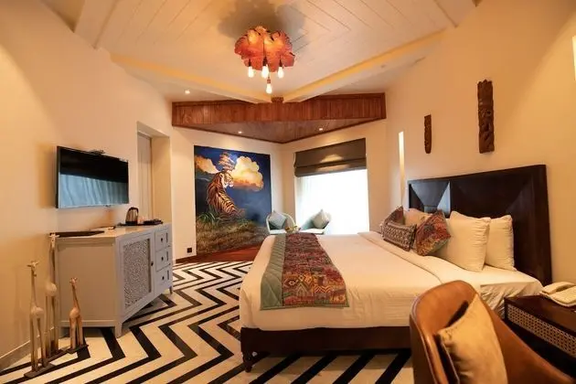 Hazel Suite
