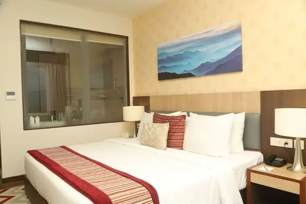 Winter Green King Room
