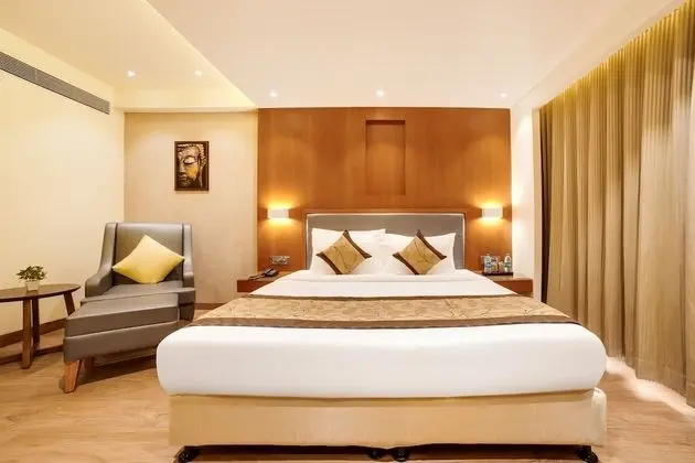 Hazel Suite