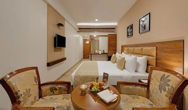 Winter Green Room