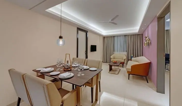 Hazel Suite