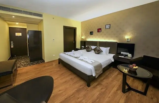 Fern club Suite