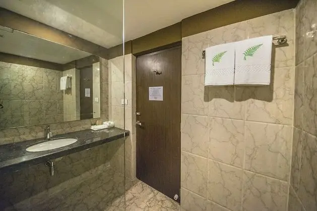 Winter Green Room