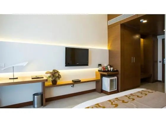 Winter Green Room
