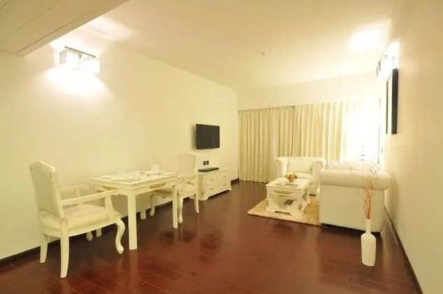 Hazel Suite