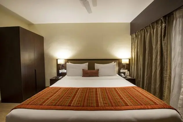 Hazel Suite