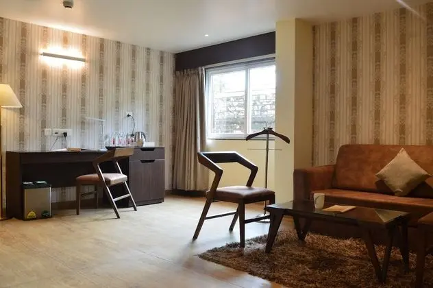 Hazel Suite