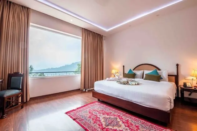 Winter Green Premium Room