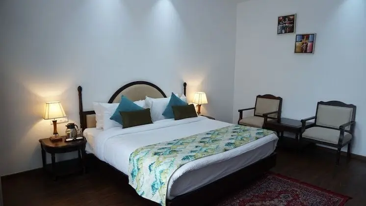 Winter Green Premium Room