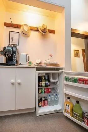 Superior Tek Büyük Yataklı Oda (Iwi Katea Room)
