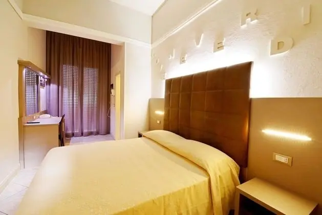 Tek Büyük veya İki Ayrı Yataklı Oda, Balkon