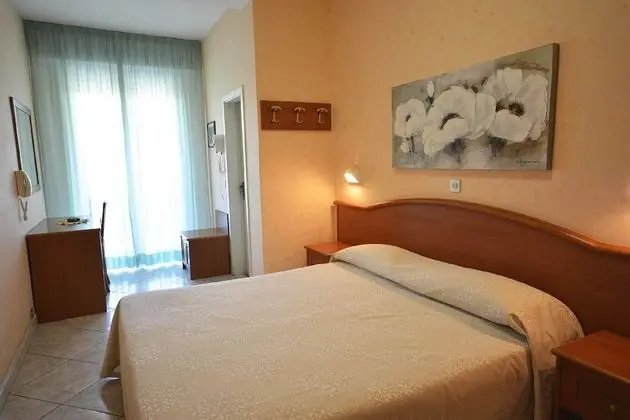 Tek Büyük veya İki Ayrı Yataklı Oda, Balkon