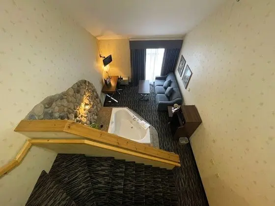 Suite (Jacuzzi) No Pets