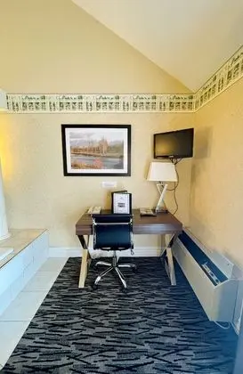 Suite (Jacuzzi) No Pets