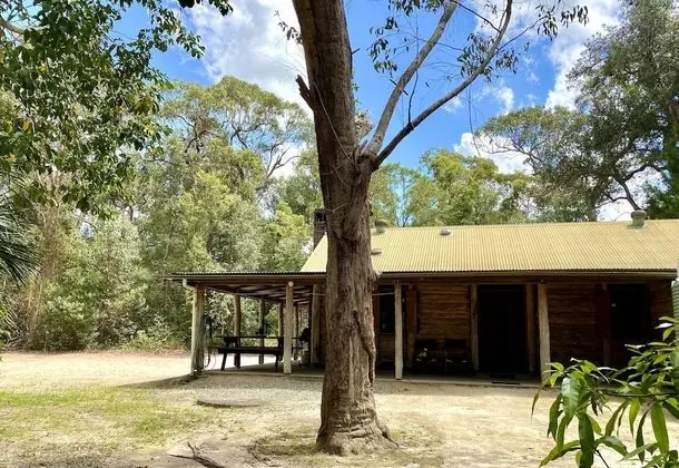 Grand Kulübe (Heritage Grand Cabin)