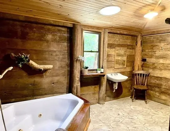 Romantic Kulübe (Ironbark Romantic Cabin)