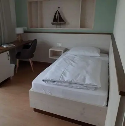 Comfort Tek Kişilik Oda (water side)