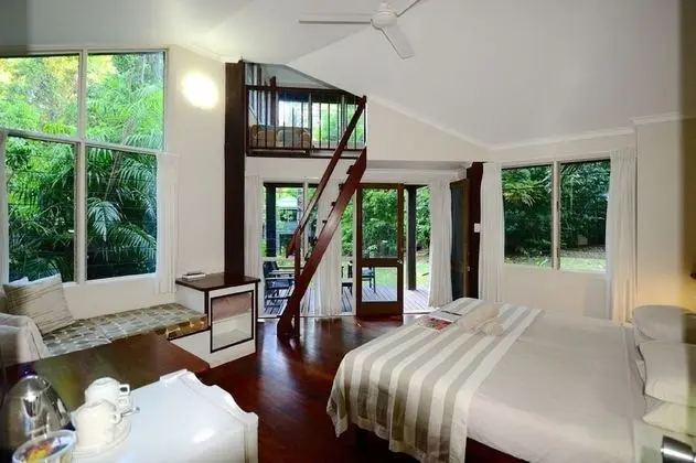 Çatı Katı (Loft), Bahçeli (trundle bed by request)