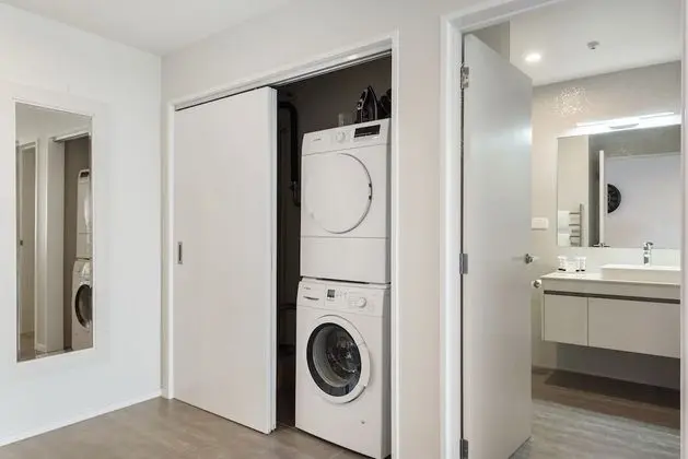 Executive Süit, 2 Yatak Odası, Şehir Manzaralı (King Bed & Queen Bed)