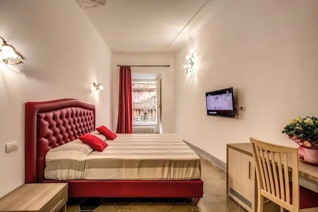 Superior Tek Büyük veya İki Ayrı Yataklı Oda