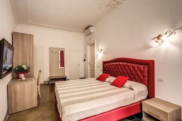 Superior Tek Büyük veya İki Ayrı Yataklı Oda