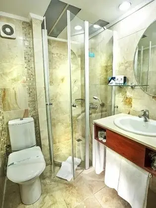 Standart çift kişilik oda