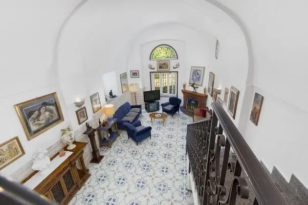 Villa, Sigara İçilebilir