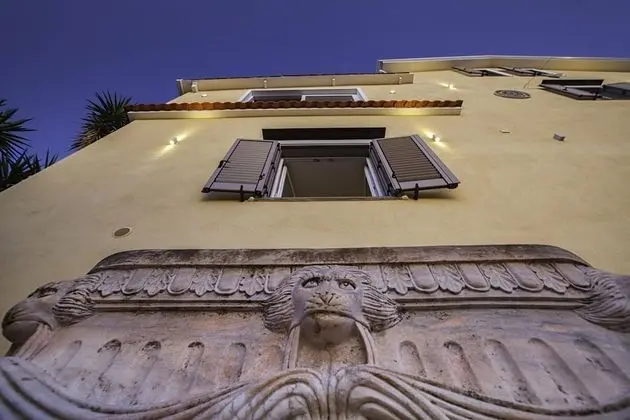 Villa, Sigara İçilebilir
