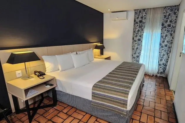 Luxury Tek Büyük Yataklı Oda