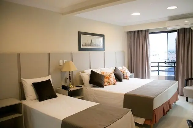 Premium (1 Cama Casal + 1 Cama Solteiro)