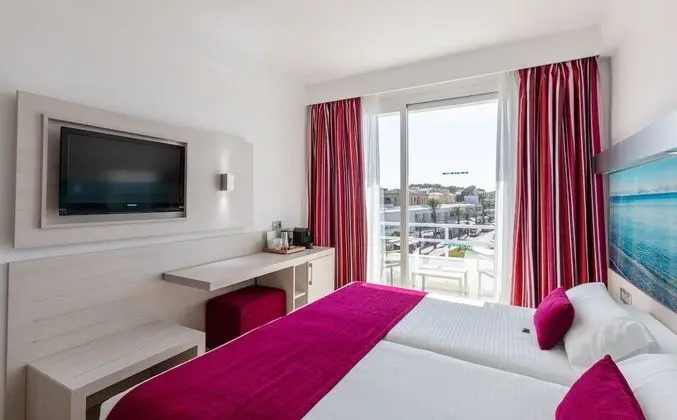 Standard Büyük Yataklı Tek Kişilik Oda (1 adult)