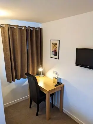 Basic Tek Kişilik Oda (Ferry Inn)