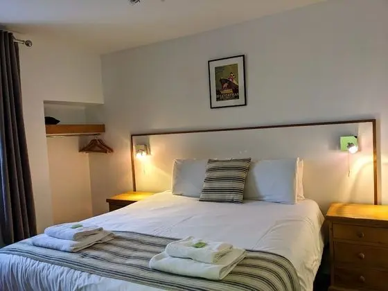 Comfort Tek Büyük Yataklı Oda (Ferry Inn)