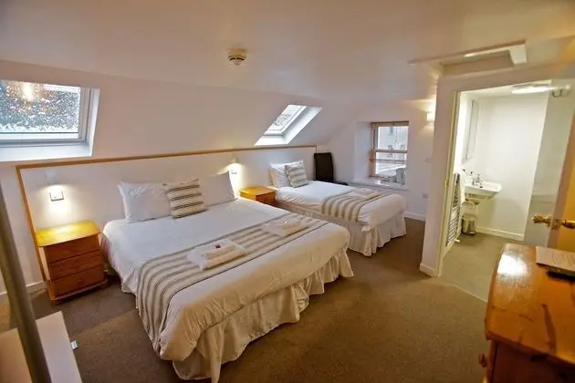 Family Oda (Ferry Inn)