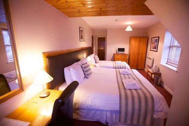 Family Oda (Ferry Inn)