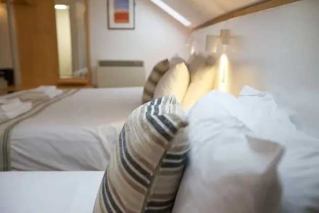 Family Oda (Ferry Inn)