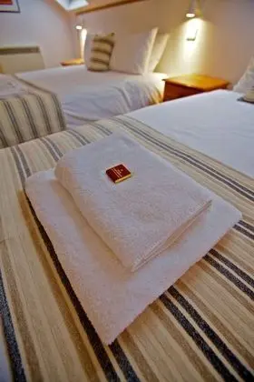 Family Oda (Ferry Inn)