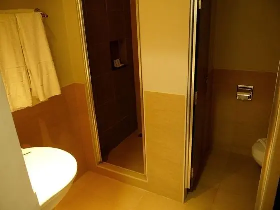 Üç Kişilik Oda, 3 Tek Kişilik Yatak