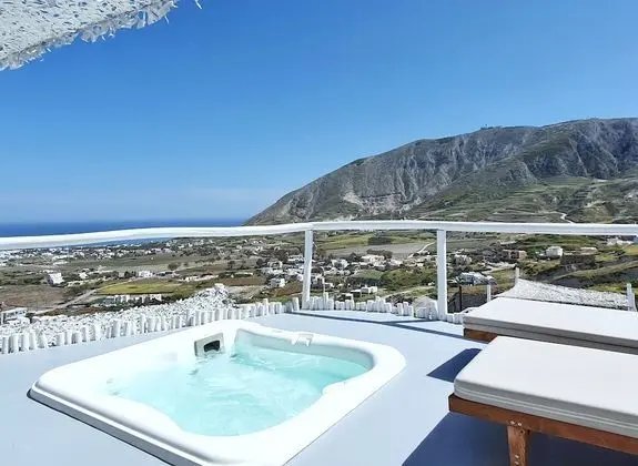 Senior Villa, 2 Yatak Odası, Sıcak Su Havuzu (Adrala)